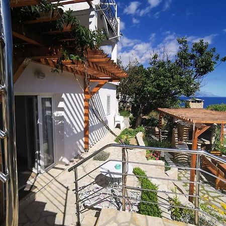 Apartments By The Sea Mimice, Omis - 14230 외부 사진