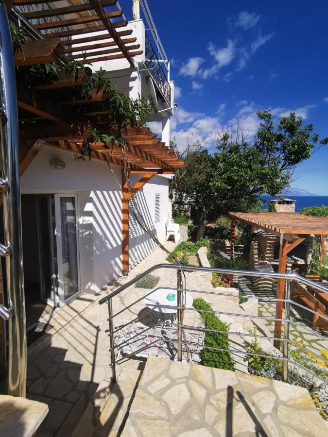 Apartments By The Sea Mimice, Omis - 14230 외부 사진