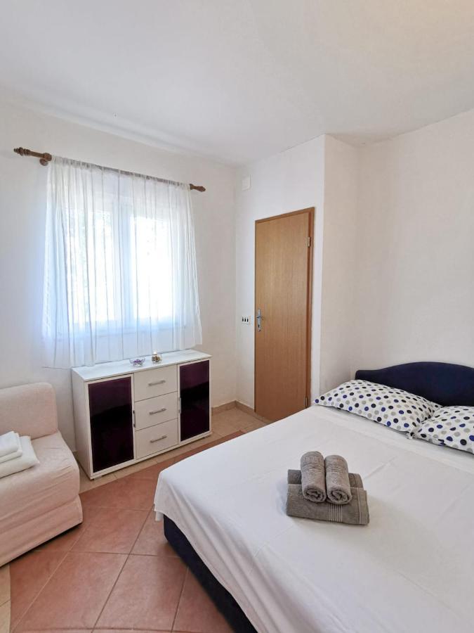 Apartments By The Sea Mimice, Omis - 14230 외부 사진