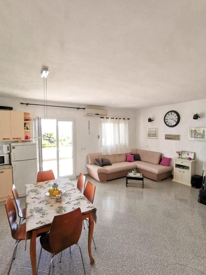 Apartments By The Sea Mimice, Omis - 14230 외부 사진
