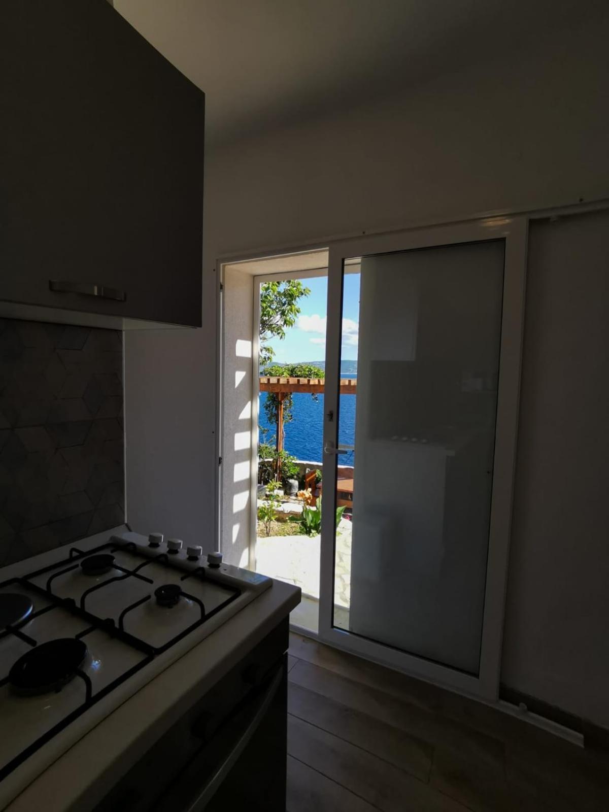 Apartments By The Sea Mimice, Omis - 14230 객실 사진